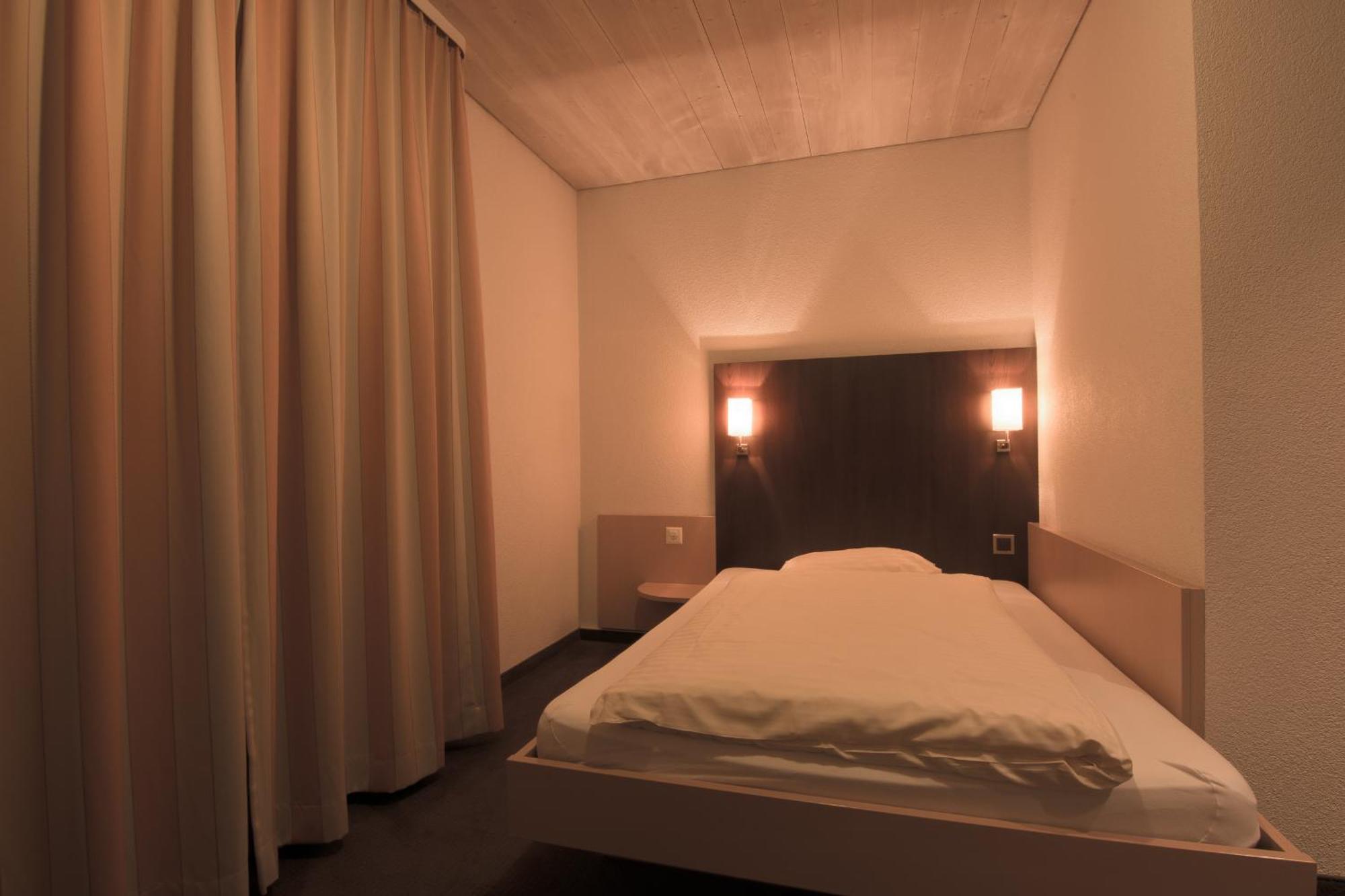 Hotel Zum Goldenen Kreuz Frauenfeld Pokój zdjęcie